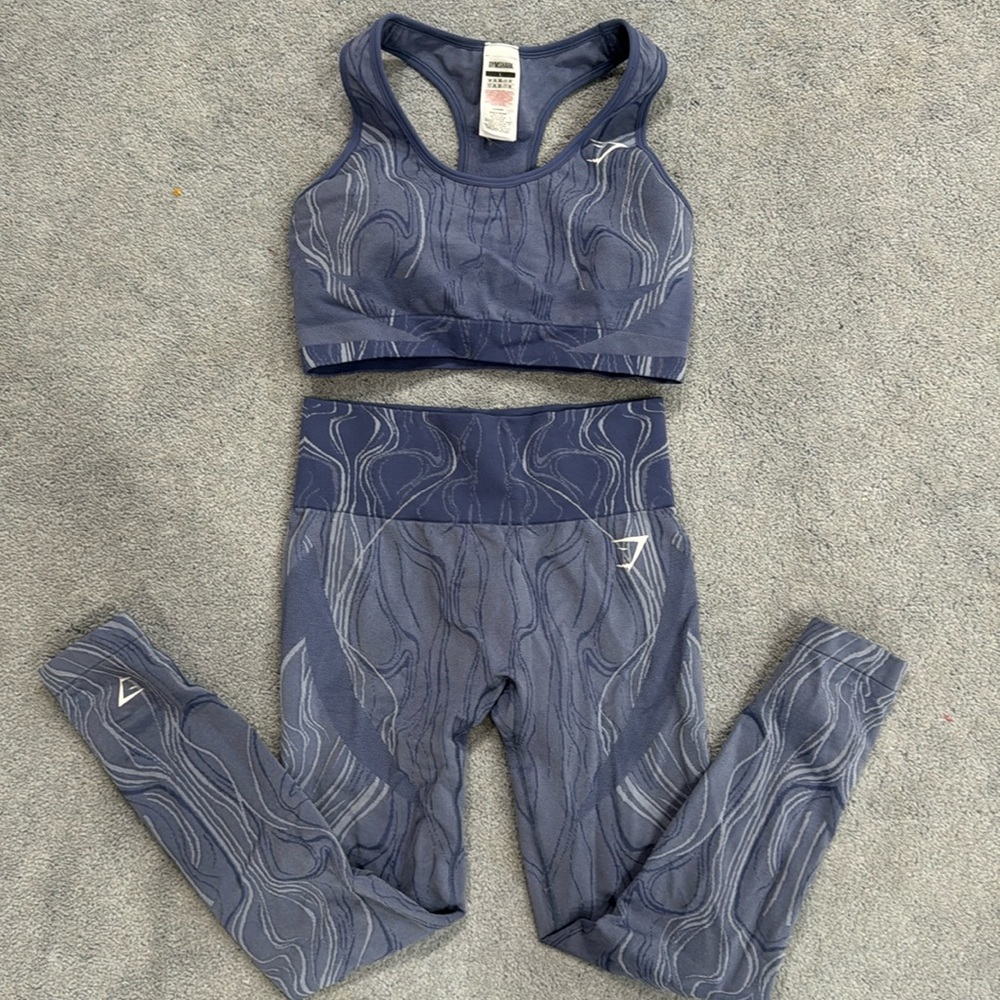 Gymshark Matching Set - image 1
